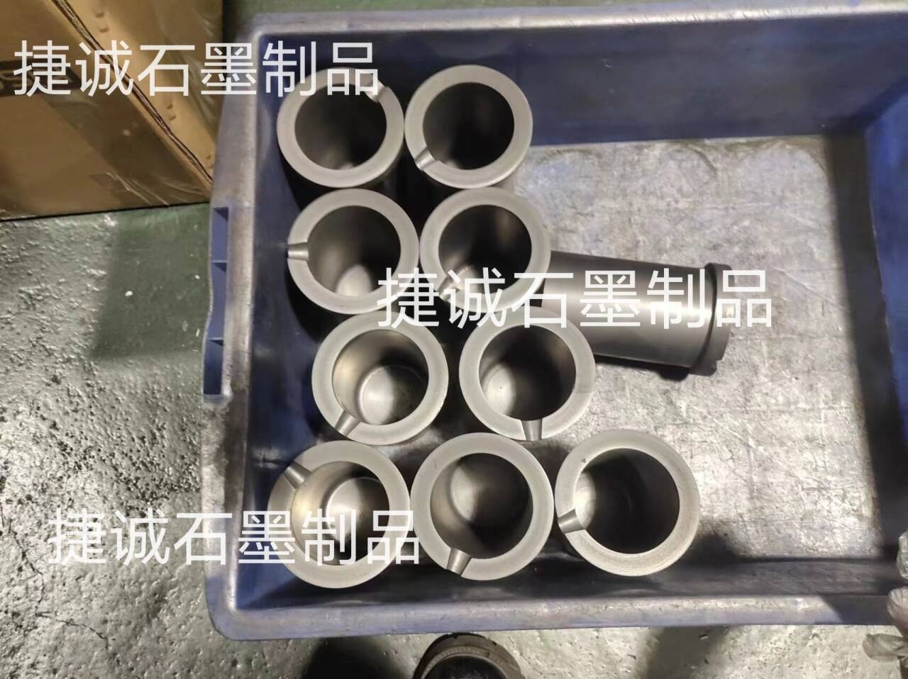 石墨坩埚，单环石墨坩埚，高纯石墨坩埚，熔金石墨坩埚，金银熔炼石墨坩埚，石墨坩埚加工，熔炼石墨坩埚，石墨坩埚加工厂，石墨坩埚生产厂家