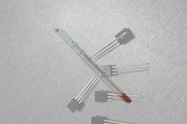 光谱室恒温对分析