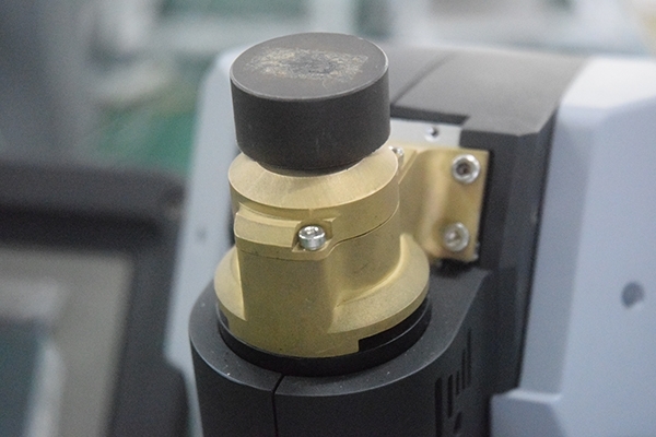 直读光谱仪的激发台清洗