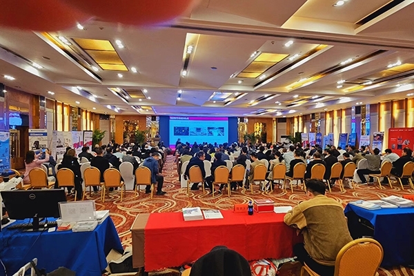 中西部理化检验学术年会开幕