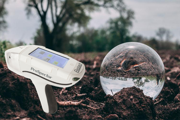 手持便携式光谱仪户外检测分析